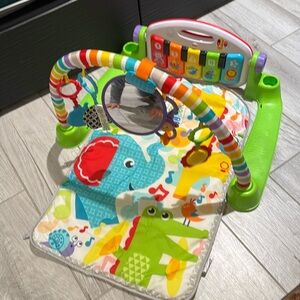Fisher Price deluxe kick & play piano gym